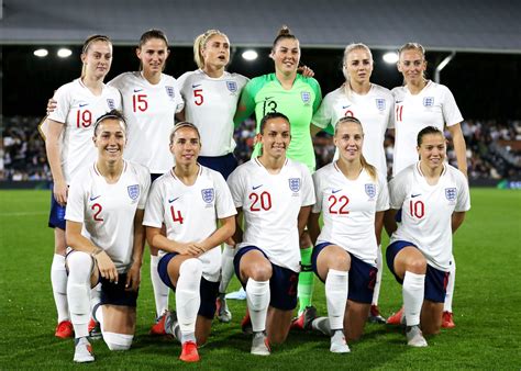 La Victoire En Or : Un Triomphe Inspirant Pour L’Équipe Féminine De Football Anglais à l’Euro 2022